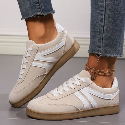 chaussures de sport à la mode.