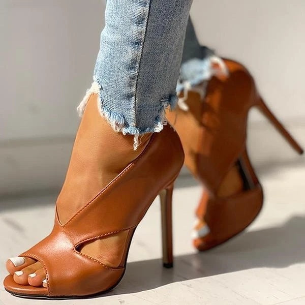chaussures sexy à talons fins.