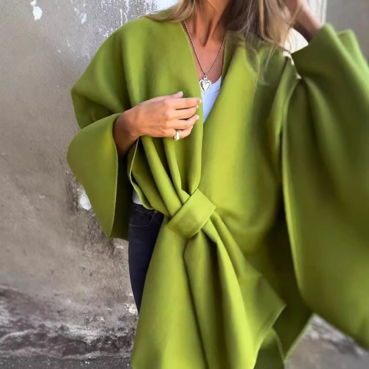 Manteau châle ample à col V