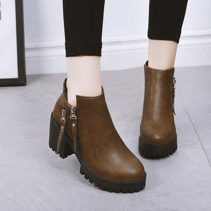 Bottines à plateforme et talons épais