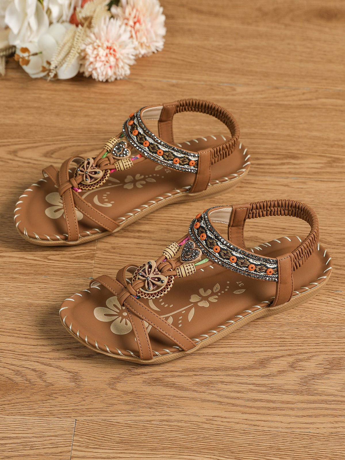 Sandales en cuir confortables pour femme.