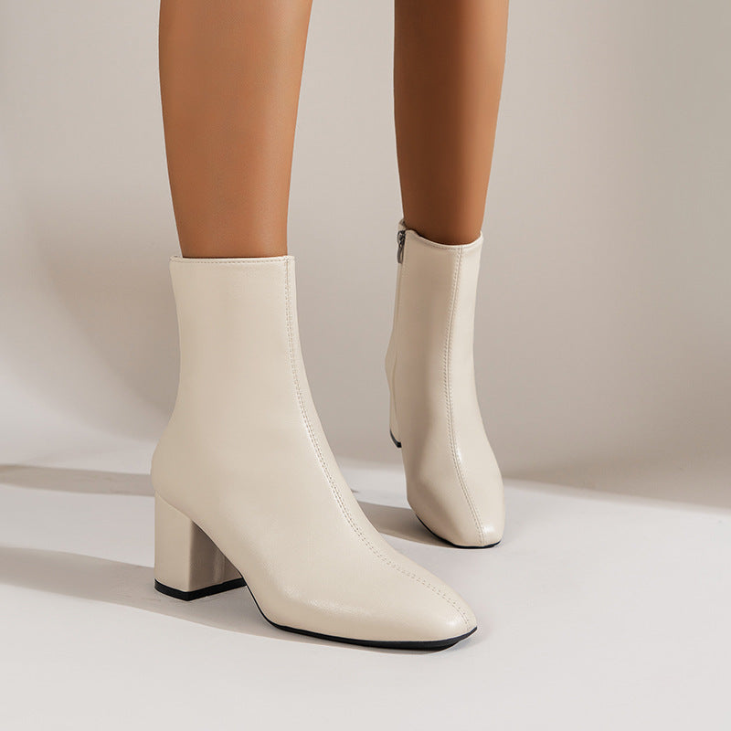 Bottes à talons épais bout pointu femme.