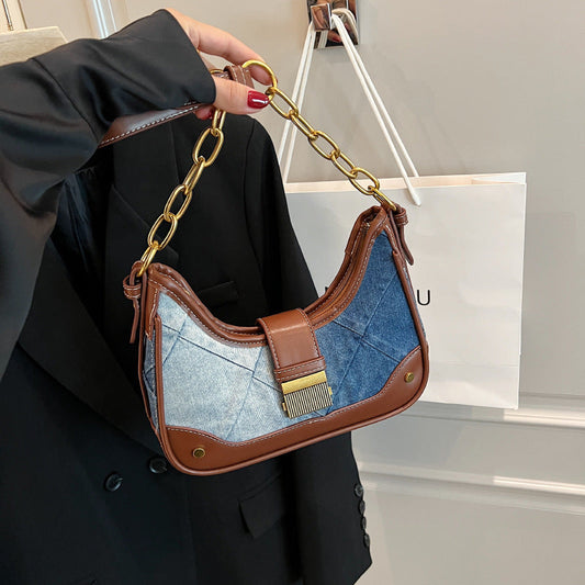 Sac à bandoulière à chaîne en diamant.