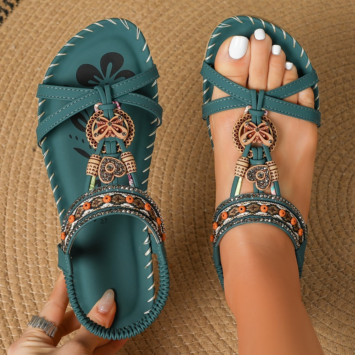 Sandales en cuir confortables pour femme.
