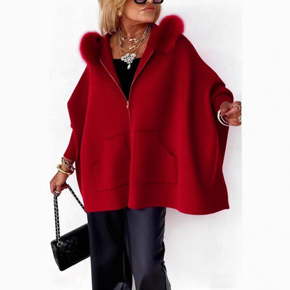 Cardigan à capuche en peluche tendance.