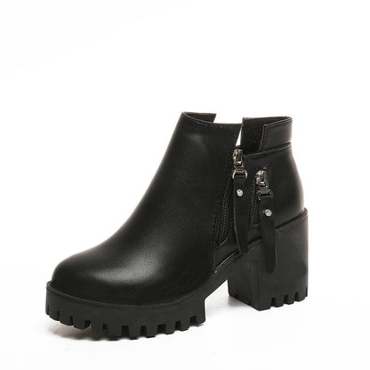 Bottines à plateforme et talons épais