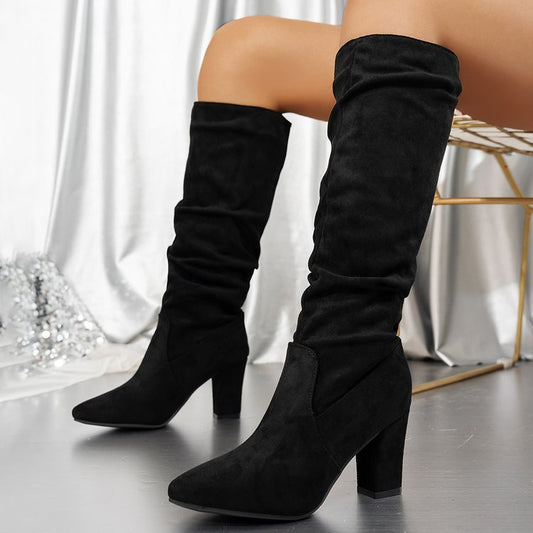 Bottes à talons épais et bout pointu