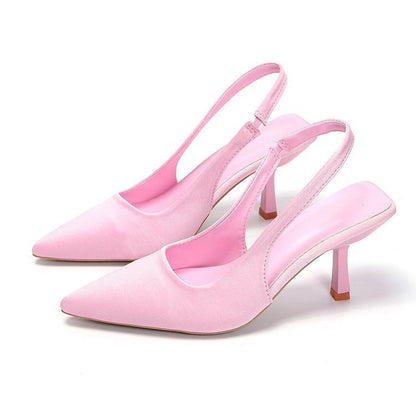 Sandales à bout fermé pour femmes.