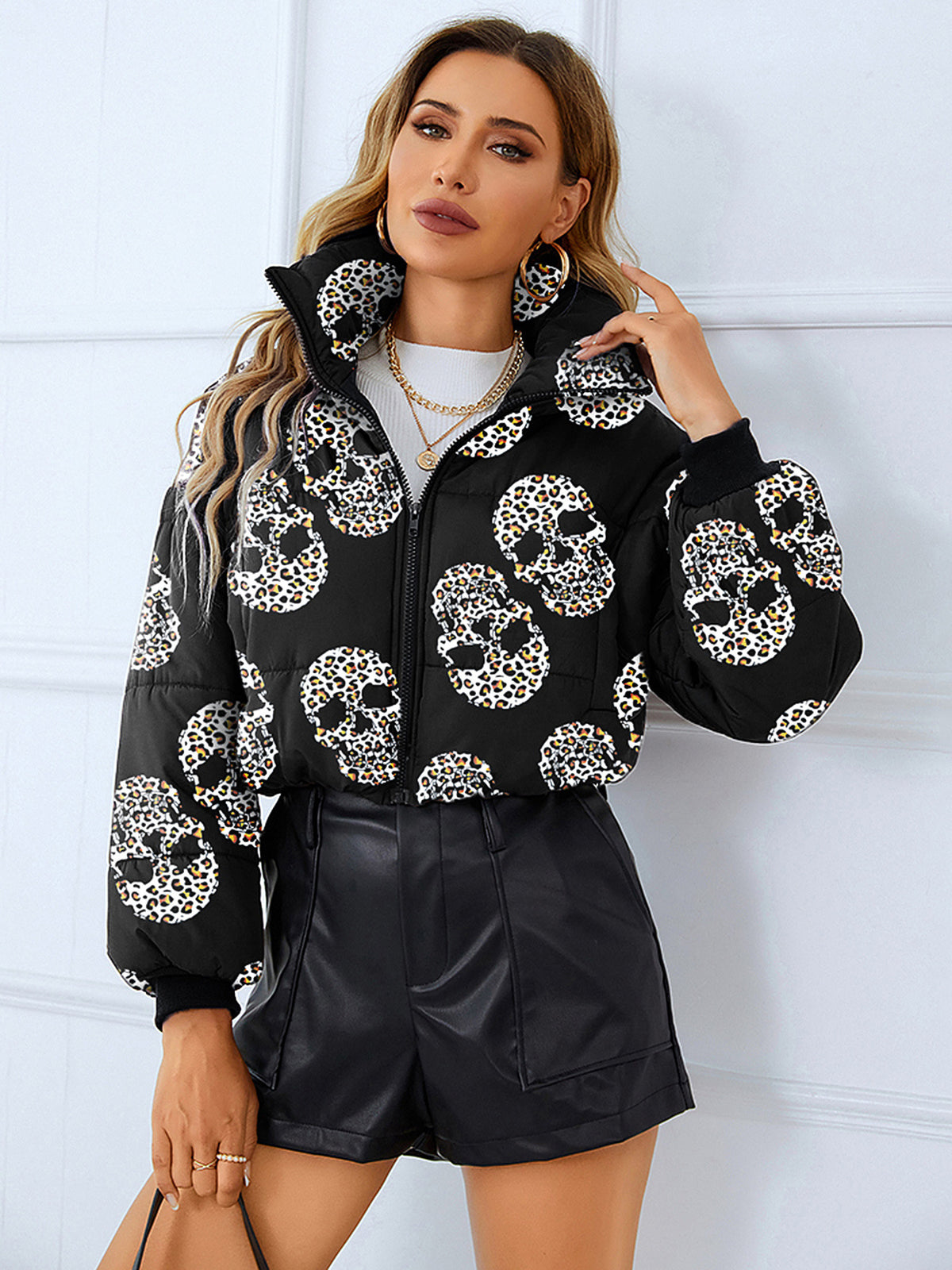 Manteau court imprimé à col