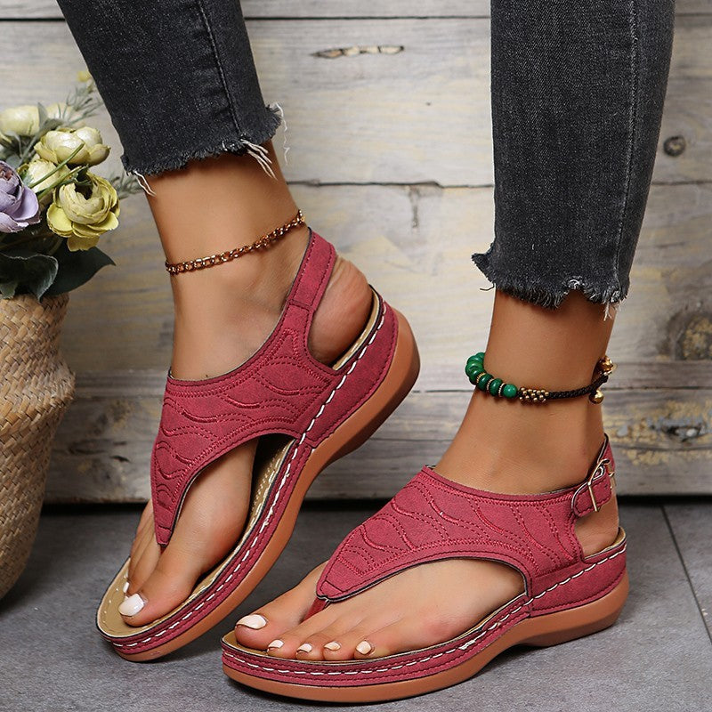 Chaussures d'été romaines rétro à clip.