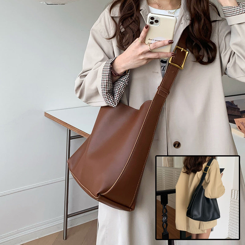 sac à bandoulière minimaliste en cuir