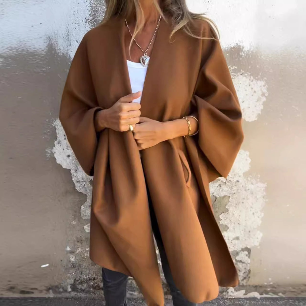 Manteau châle ample à col V