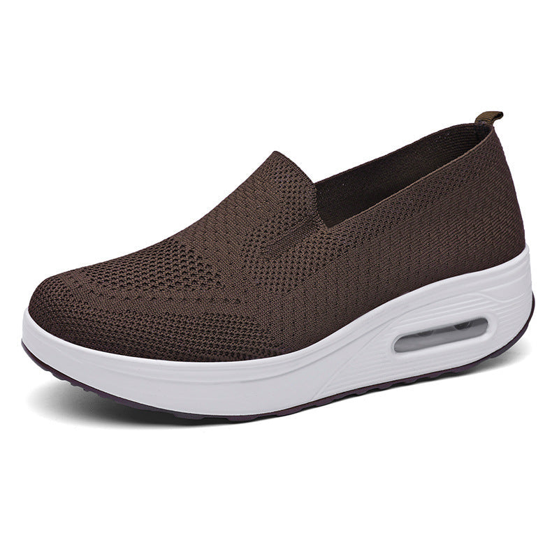 Chaussures basses décontractées et tendance.